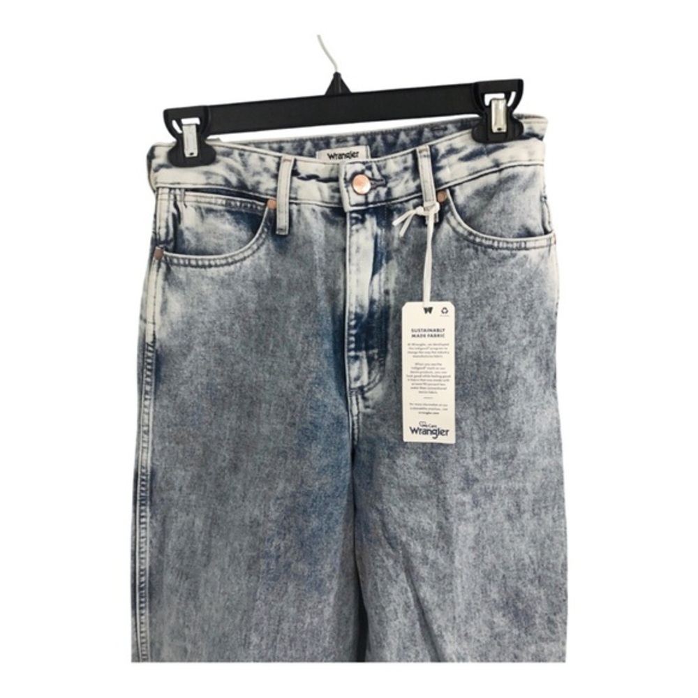 Wrangler Barrel‎ 652 High Waist Frayed Hem Let It Go light wash Jeans Size 26x31 - Picture 6 of 15